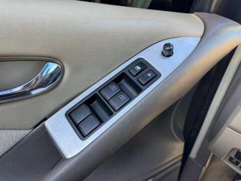 2012 Nissan Murano S