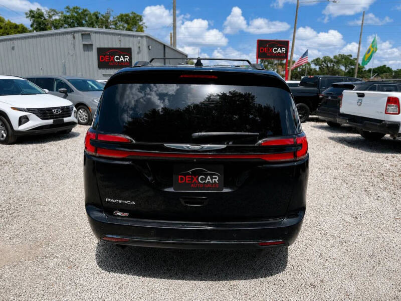 2022 Chrysler Pacifica Touring L