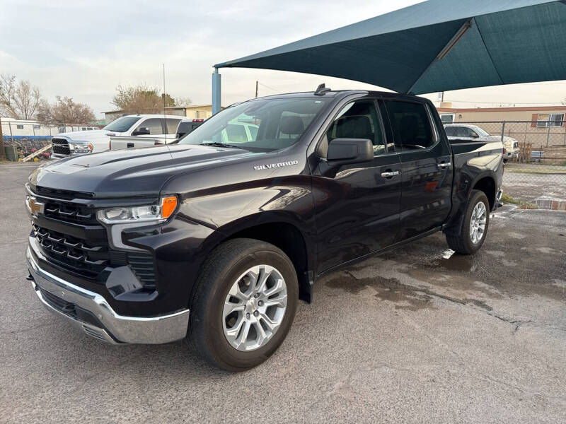 2023 Chevrolet Silverado 1500 LTZ's photo