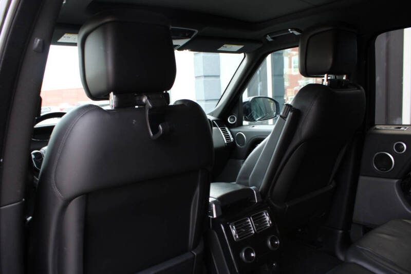 2020 Land Rover Range Rover P525 HSE