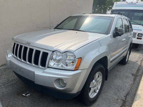 2007 Jeep Grand Cherokee for sale at Autos Under 5000 + JR Transporting in Island Park NY