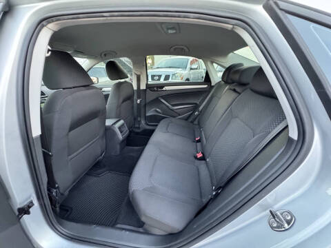 2012 Volkswagen Passat S