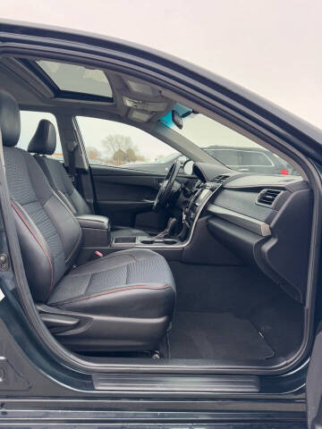 2015 Toyota Camry SE