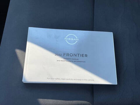2022 Nissan Frontier S