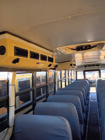 2009 Freightliner B2 Chassis