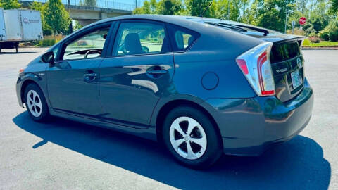 2015 Toyota Prius Two
