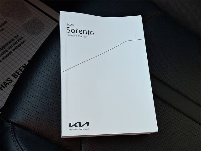 2024 Kia Sorento S