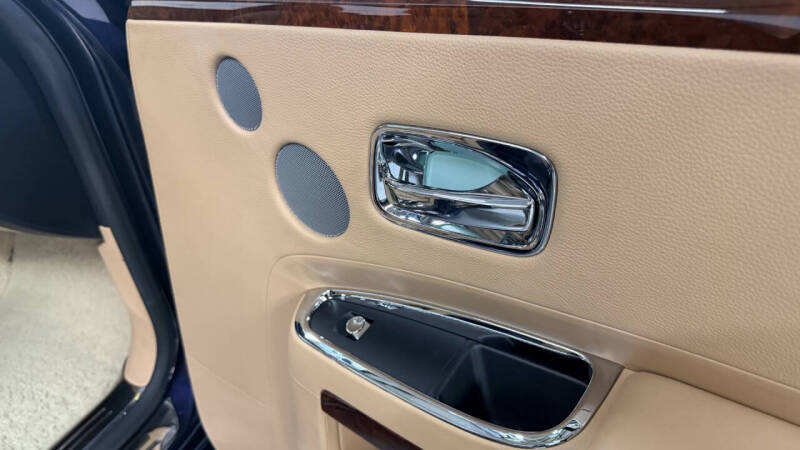 2010 Rolls-Royce Ghost