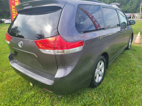2011 Toyota Sienna