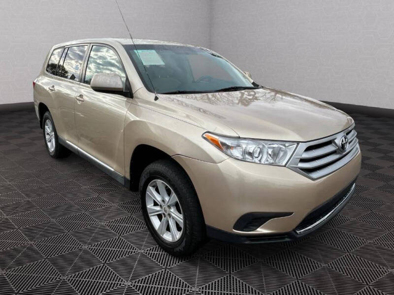 2012 Toyota Highlander SE