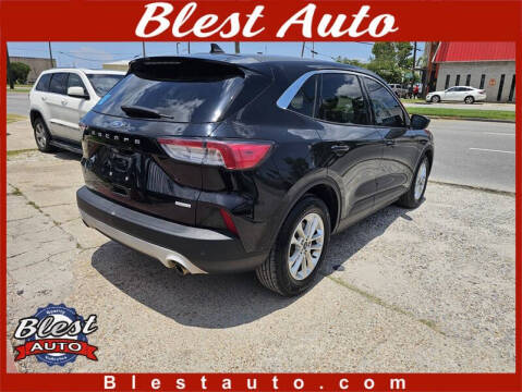 2020 Ford Escape SE
