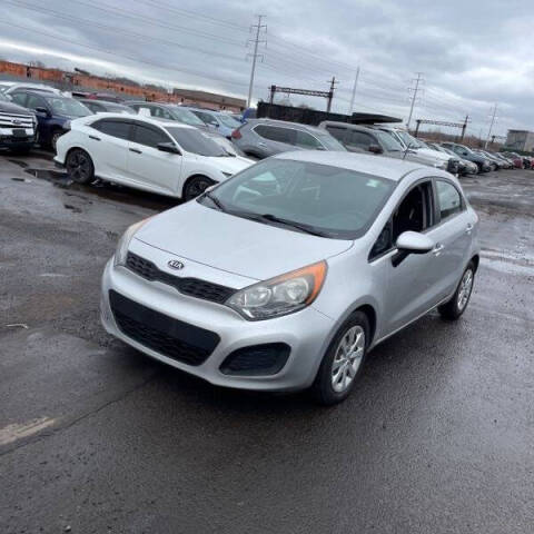 2013 Kia Rio 5-Door for sale at Green Light Auto in Bridgeton, NJ
