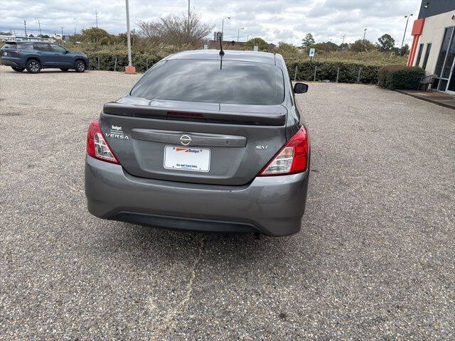 2018 Nissan Versa