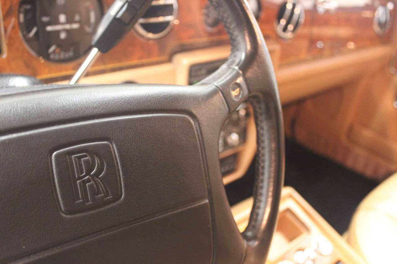 1993 Rolls-Royce Silver Spur II Touring Limousi 49