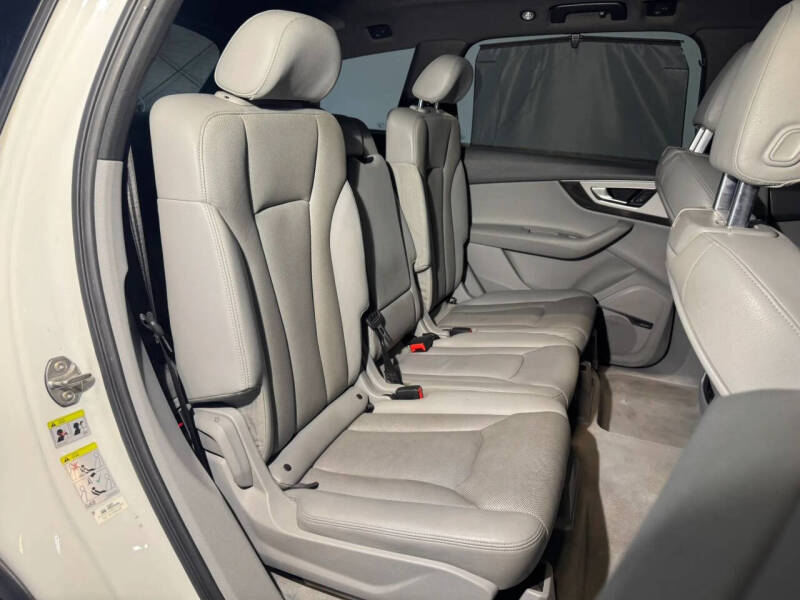 2018 Audi Q7 2.0T quattro Premium Plus