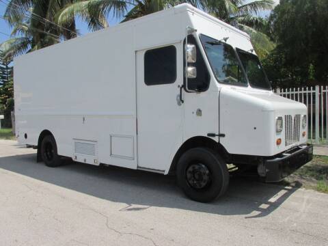 2010 Workhorse W62 for sale at TROPICAL MOTOR CARS INC in Miami FL