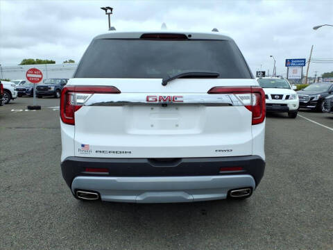 2023 GMC Acadia SLE