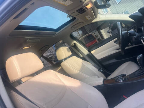 2011 BMW 3 Series 328i xDrive