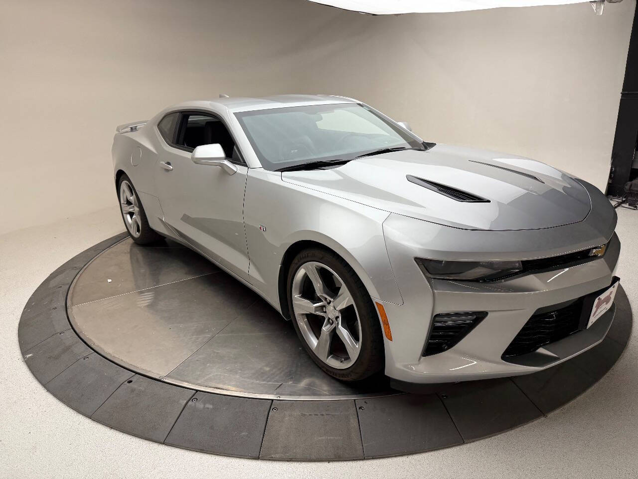 2016 Chevrolet Camaro 3