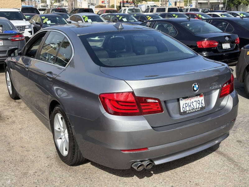 2011 BMW 5 Series 528i