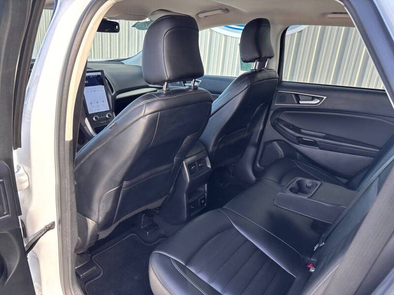 2022 Ford Edge SEL