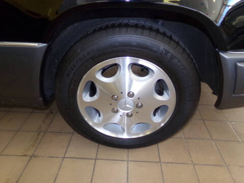 1995 Mercedes-Benz E-Class E 320