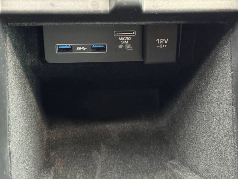 2020 Land Rover Range Rover Evoque First Edition