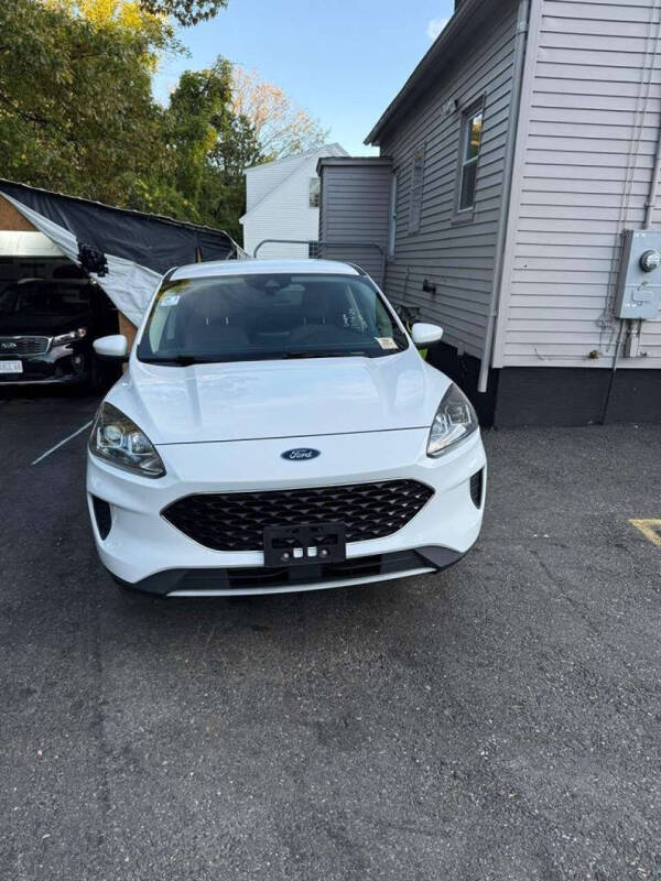 2020 Ford Escape SE
