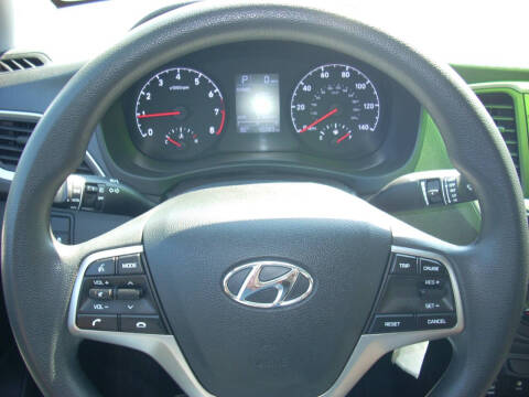 2022 Hyundai Accent SE