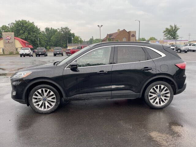 2020 Ford Escape Titanium