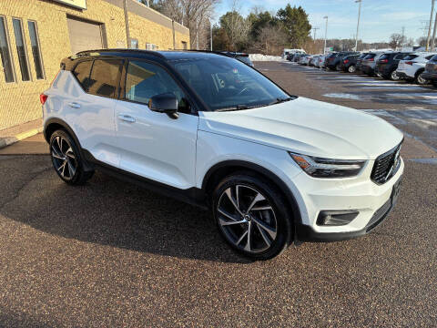 2019 Volvo XC40 T5 R-Design