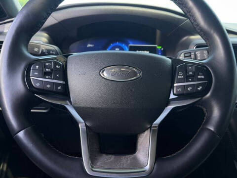 2022 Ford Explorer Hybrid Platinum