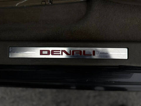 2013 GMC Acadia Denali