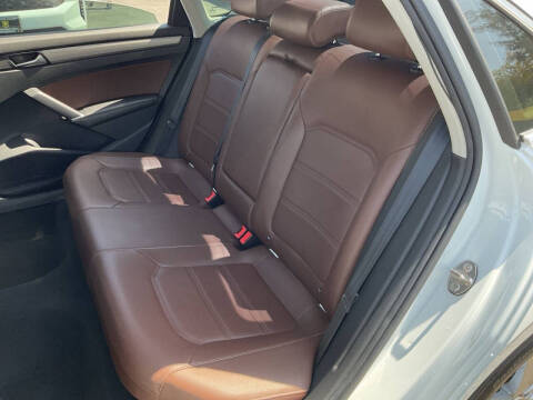 2020 Volkswagen Passat SE
