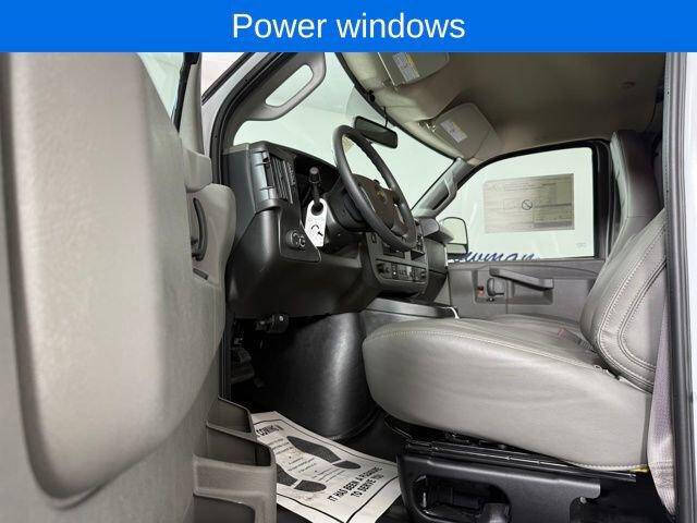 2026 Chevrolet Express 2500