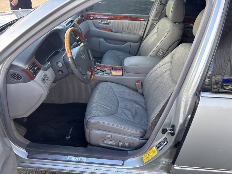2003 Lexus LS 430