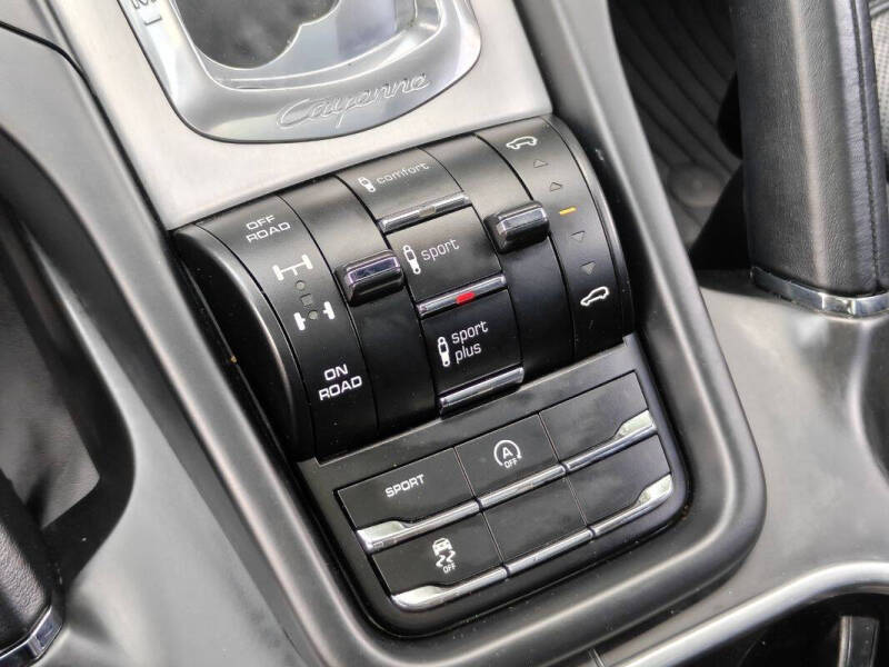 2015 Porsche Cayenne Turbo