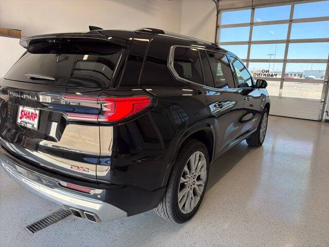2024 GMC Acadia Denali