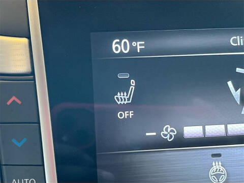 2024 Infiniti Q50 Luxe