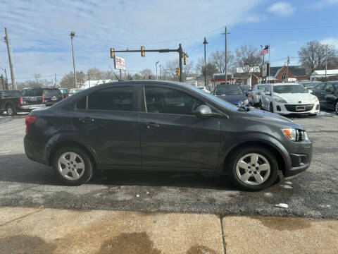 2013 Chevrolet Sonic LS Auto