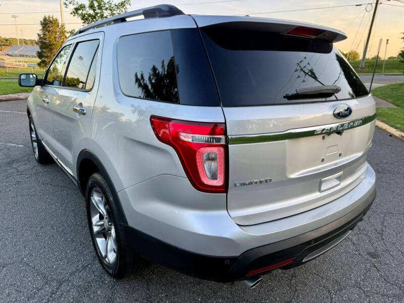 2011 Ford Explorer Limited