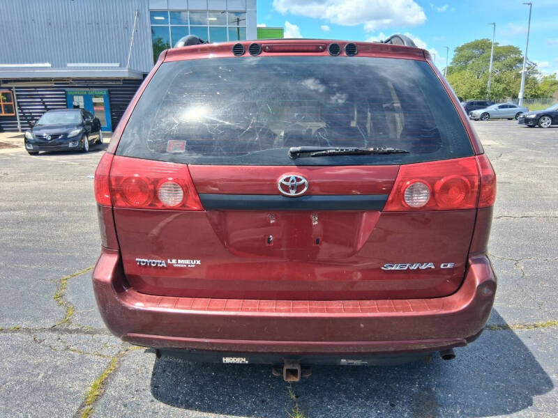 2006 Toyota Sienna CE 7 Passenger