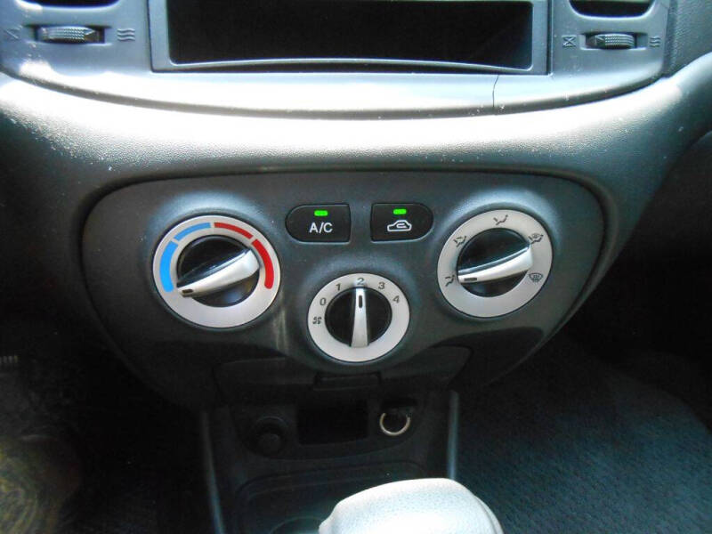 2010 Hyundai Accent Blue