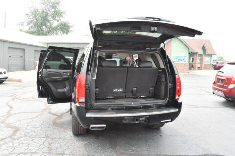 2013 Cadillac Escalade Platinum Edition