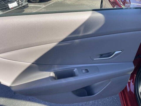 2024 Hyundai Elantra Hybrid Blue