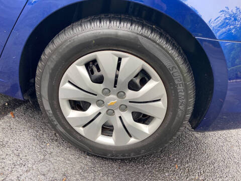 2013 Chevrolet Cruze LS Auto