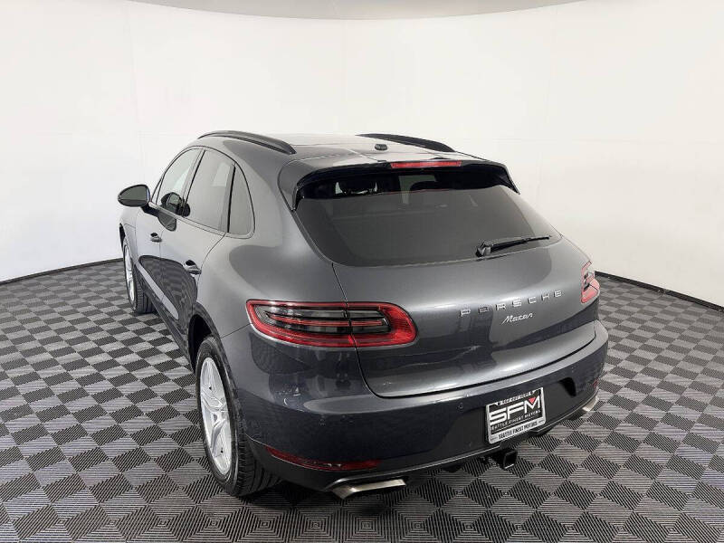 2017 Porsche Macan