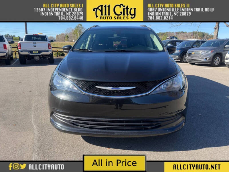 2020 Chrysler Voyager LXi