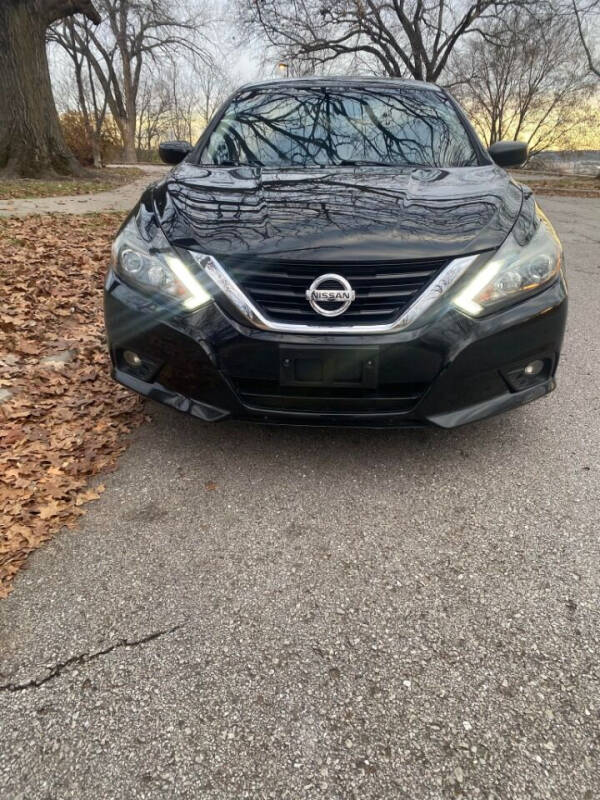 2017 Nissan Altima for sale at Carsland KC in Kansas City MO