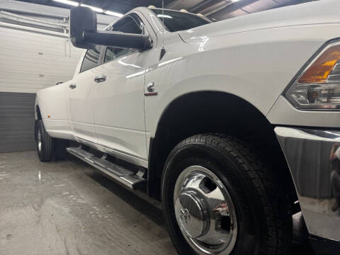 2016 RAM 3500 SLT